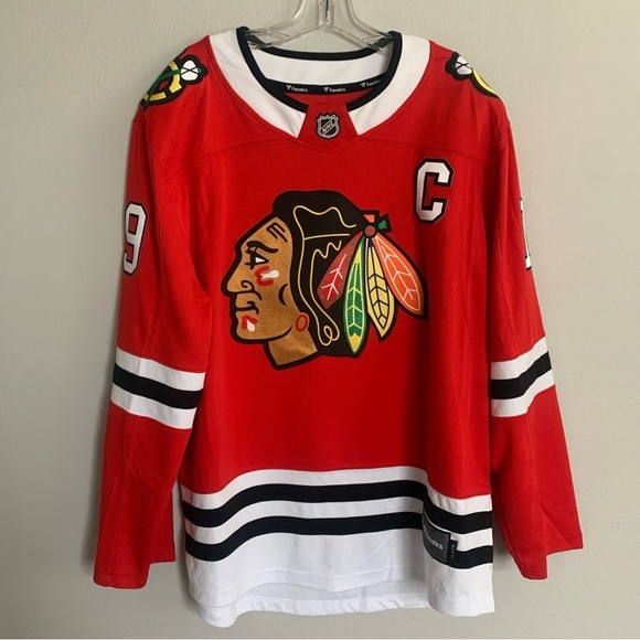 Chicago Blackhawks Jonathan Toews 19 Fanatics Breakaway NHL Hockey Jersey Large - Picture 1 of 13